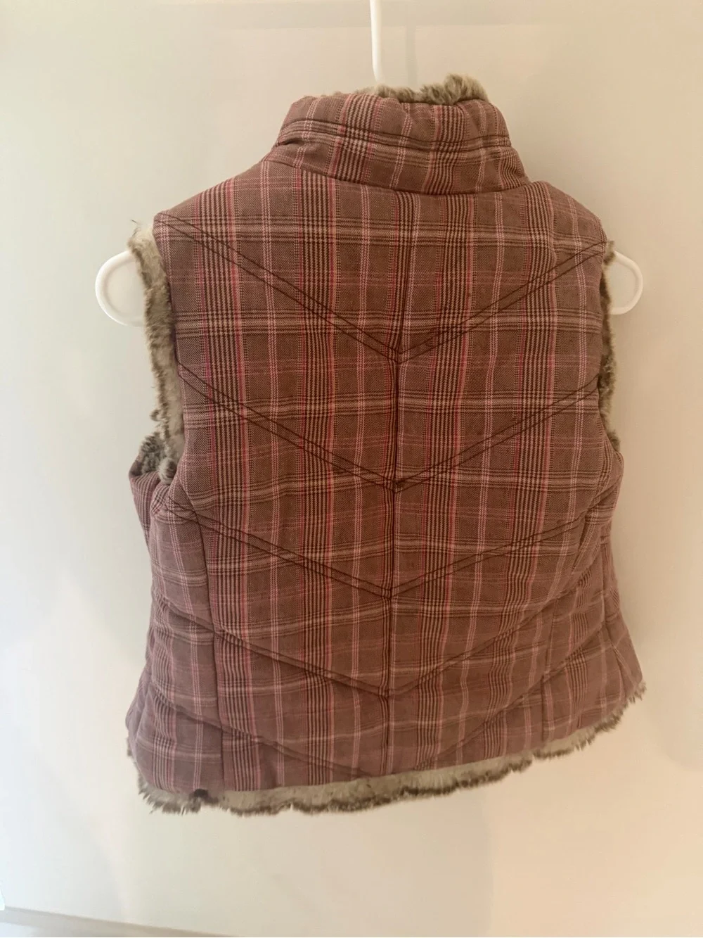 Y2K Plaid Puffer Vest - Picture 4 of 4